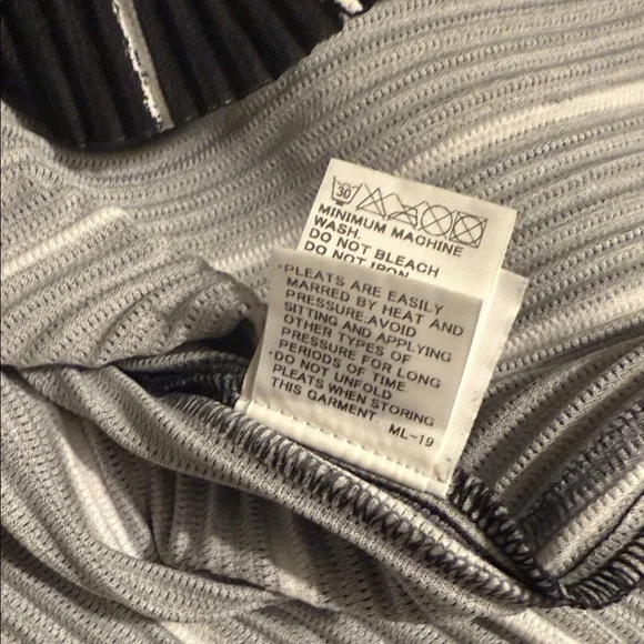 Homme Plisse Issey Miyake men’s striped top - Picture 5 of 7